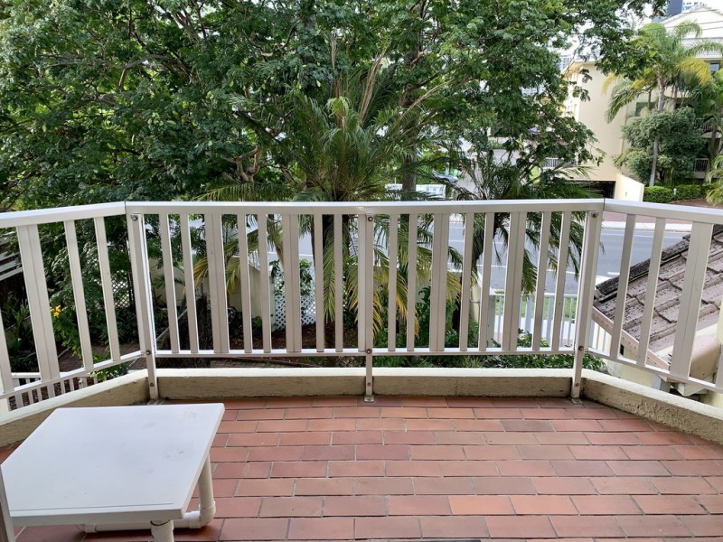 27/42 Beach Parade ‘Tradewinds’, Surfers Paradise QLD 4217