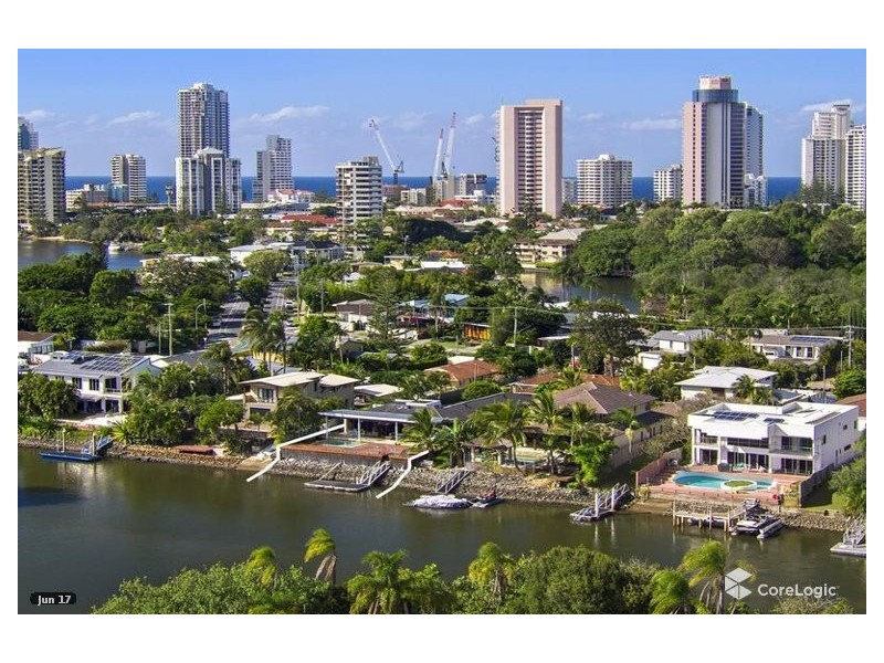 5 Savoy Drive, Broadbeach Waters QLD 4218