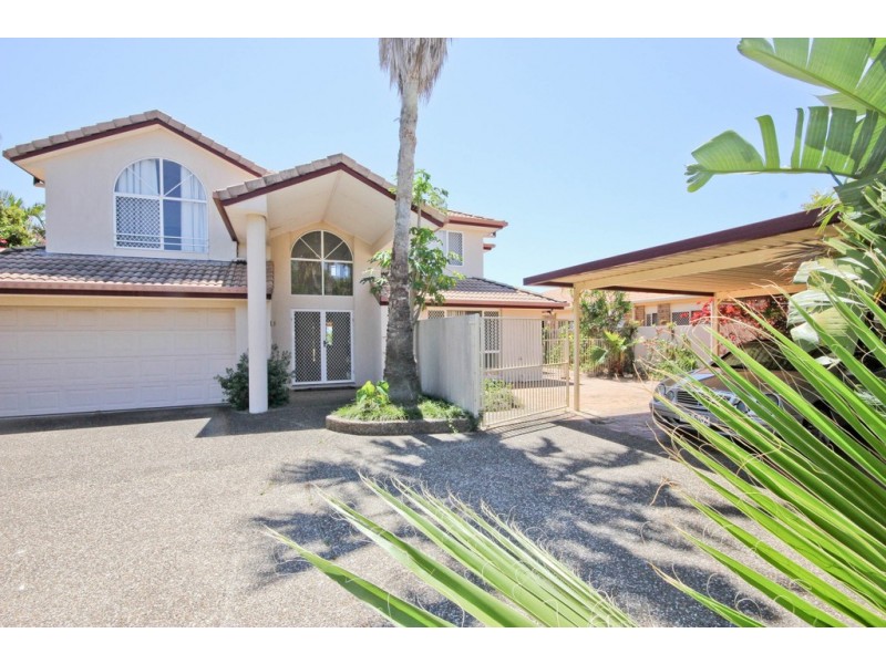 96 Port Jackson Blvd, Clear Island Waters QLD 4226