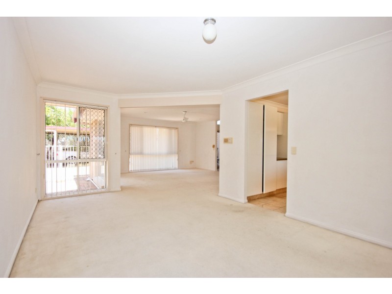 96 Port Jackson Blvd, Clear Island Waters QLD 4226