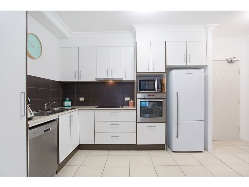 2 ‘Sunrise Cove’ 2312 Gold Coast Highway, Mermaid Beach QLD 4218