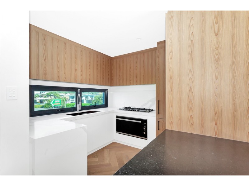 2/2097 Gold Coast Highway, Miami QLD 4220