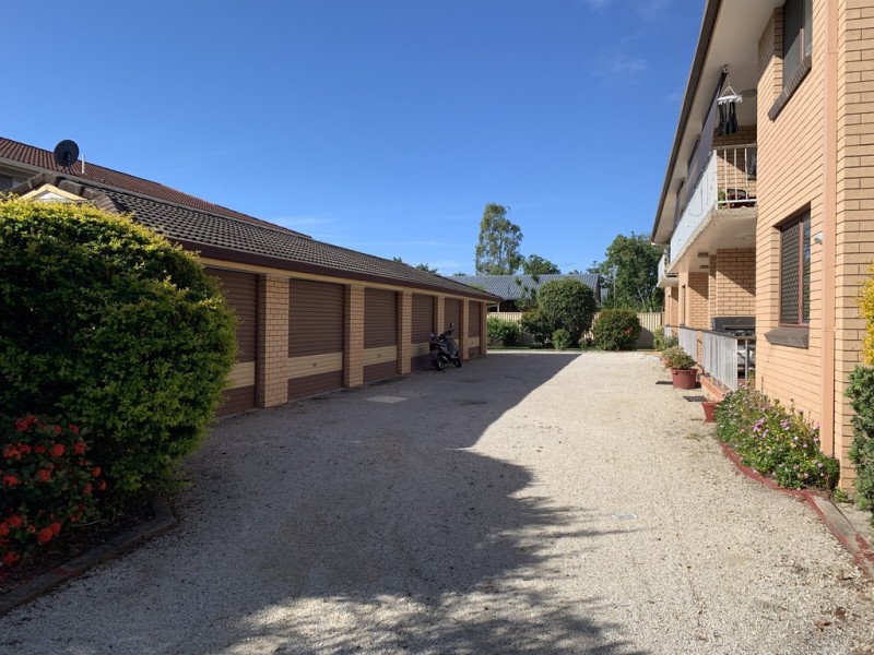 2/14 Christina Court, Mermaid Waters QLD 4218