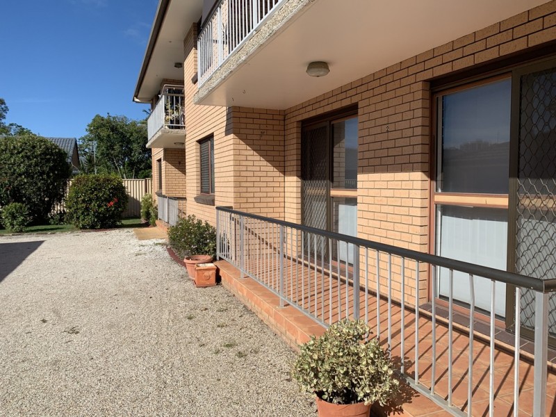 2/14 Christina Court, Mermaid Waters QLD 4218