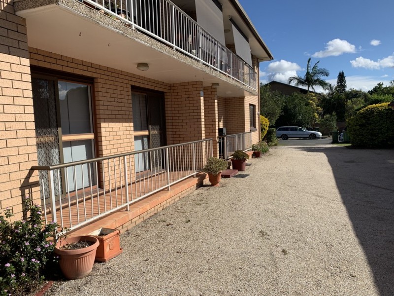 2/14 Christina Court, Mermaid Waters QLD 4218