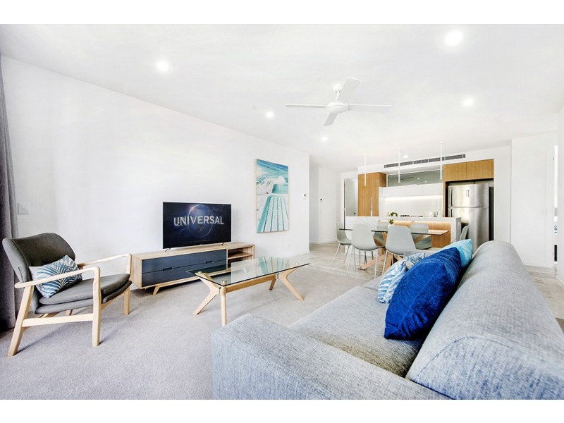 607/95 Old Burleigh Road, Broadbeach QLD 4218