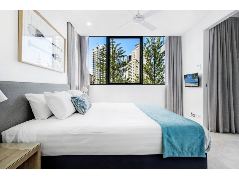 607/95 Old Burleigh Road, Broadbeach QLD 4218