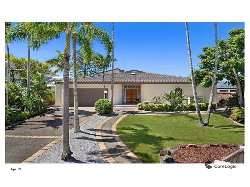 18 Garden Grove, Carrara QLD 4211