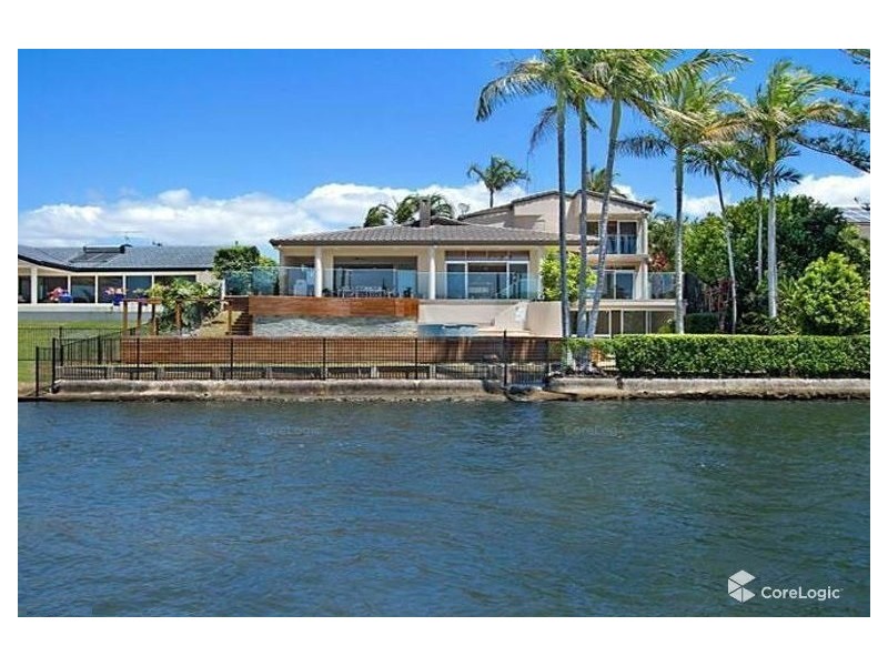 18 Garden Grove, Carrara QLD 4211