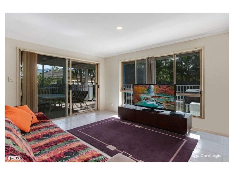 1 Woodbine Court, Parkwood QLD 4214