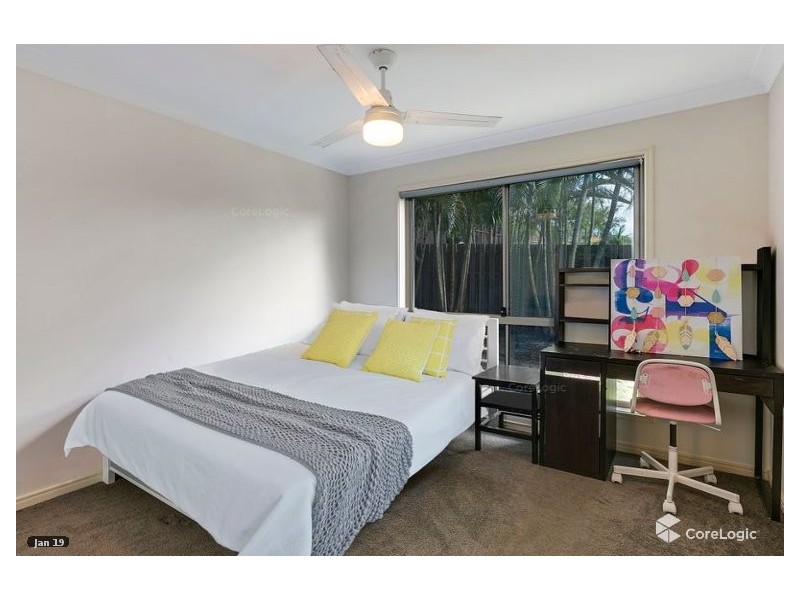 1 Woodbine Court, Parkwood QLD 4214