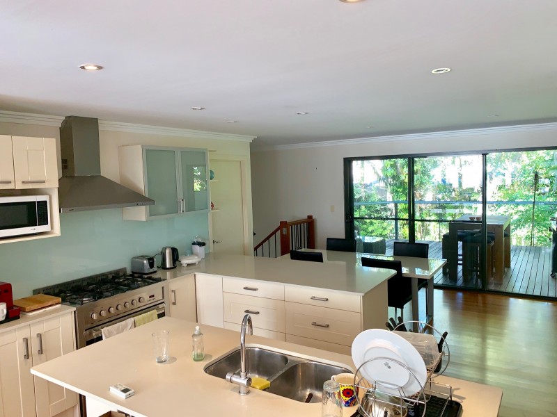 36 Kuranga Avenue, Southport QLD 4215