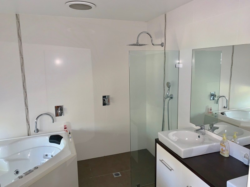 36 Kuranga Avenue, Southport QLD 4215