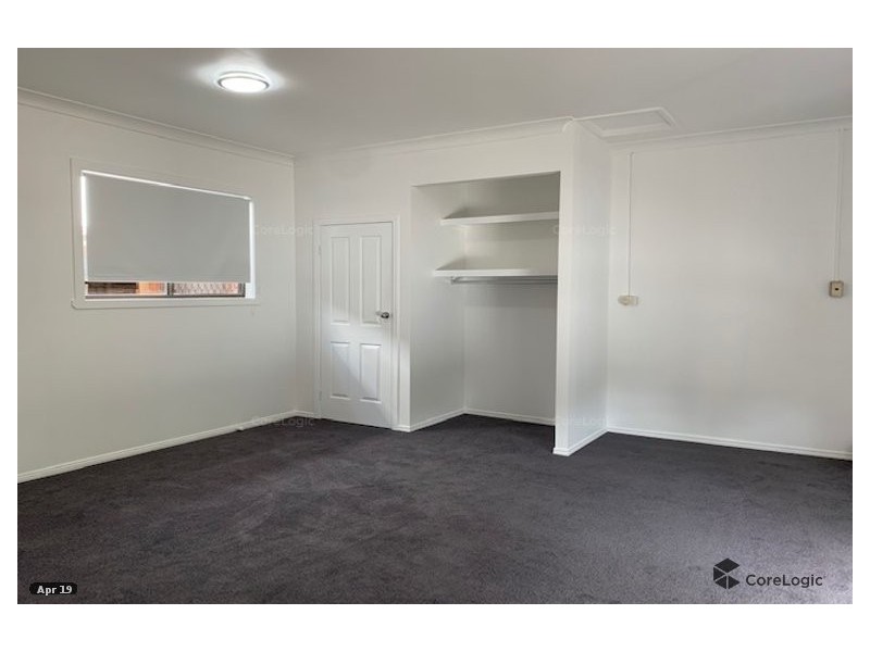 32 Bombala Street, Broadbeach Waters QLD 4218
