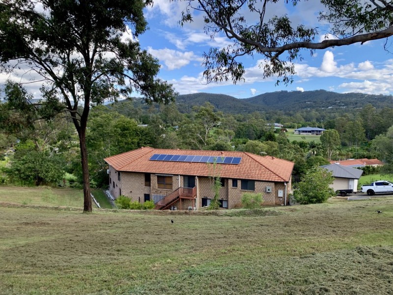 2 Riverina Crt, Mudgeeraba QLD 4213