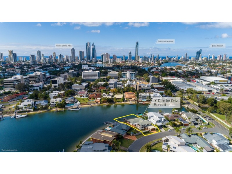 7 Daimler Drive, Bundall QLD 4217