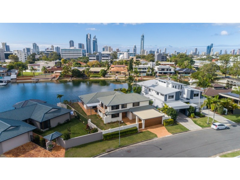 7 Daimler Drive, Bundall QLD 4217