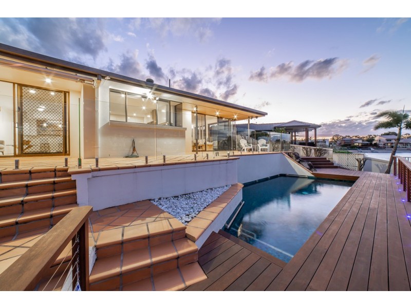 7 Daimler Drive, Bundall QLD 4217