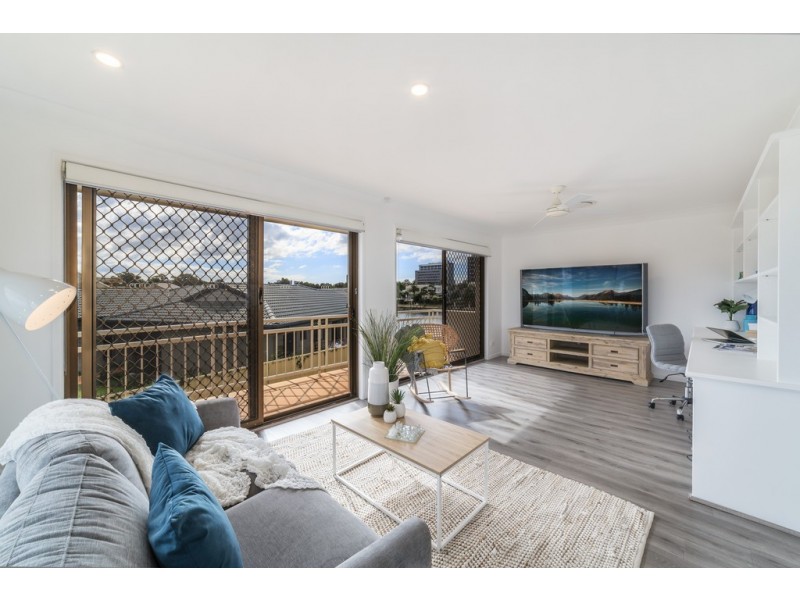 7 Daimler Drive, Bundall QLD 4217
