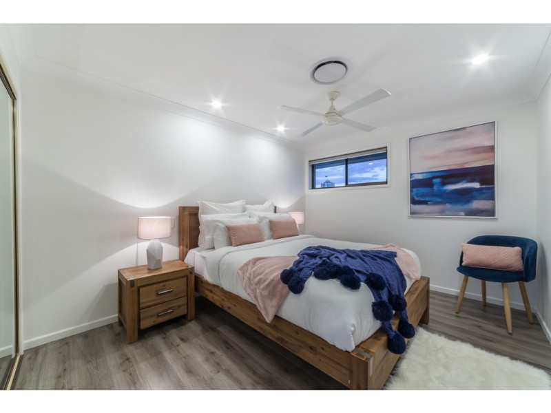 7 Daimler Drive, Bundall QLD 4217