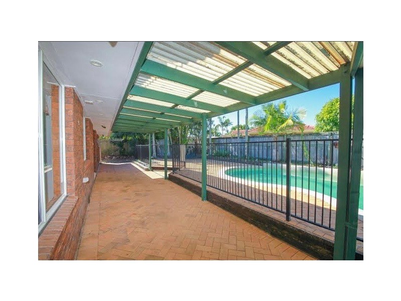 16 Mercator Court, Carrara QLD 4211