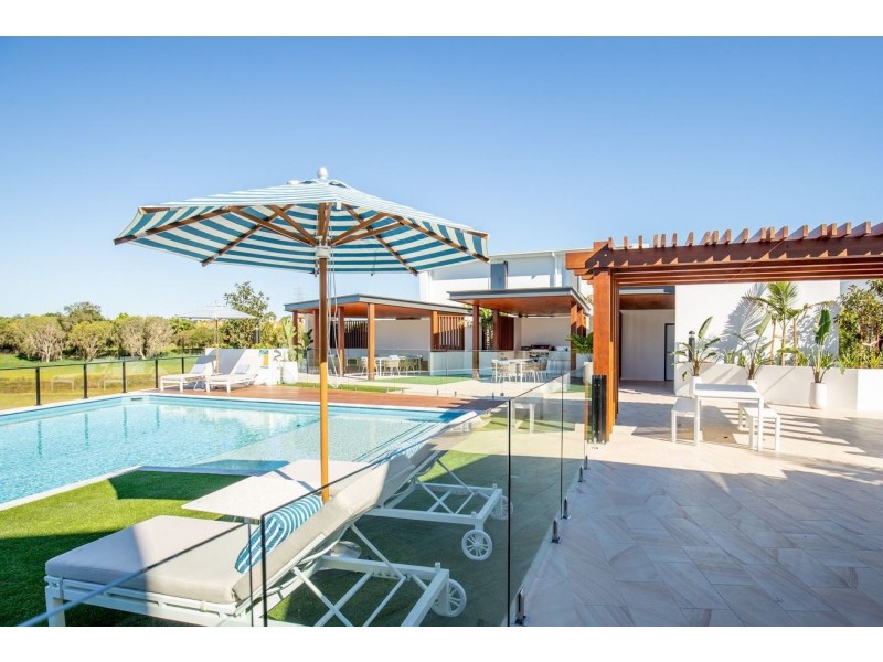 35 Sunray Street, Robina QLD 4226