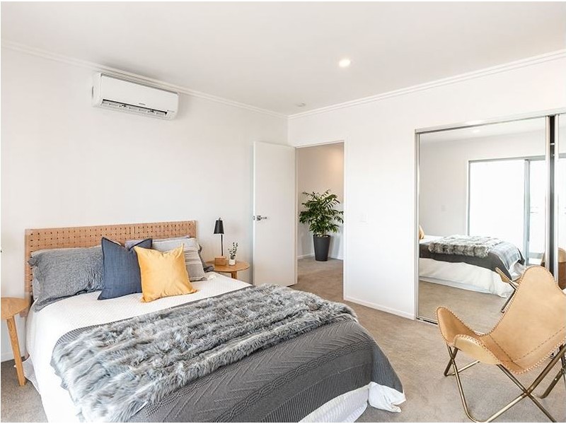 35 Sunray Street, Robina QLD 4226