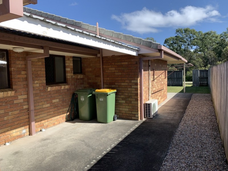 2/148 Kumbari Ave, Labrador QLD 4215