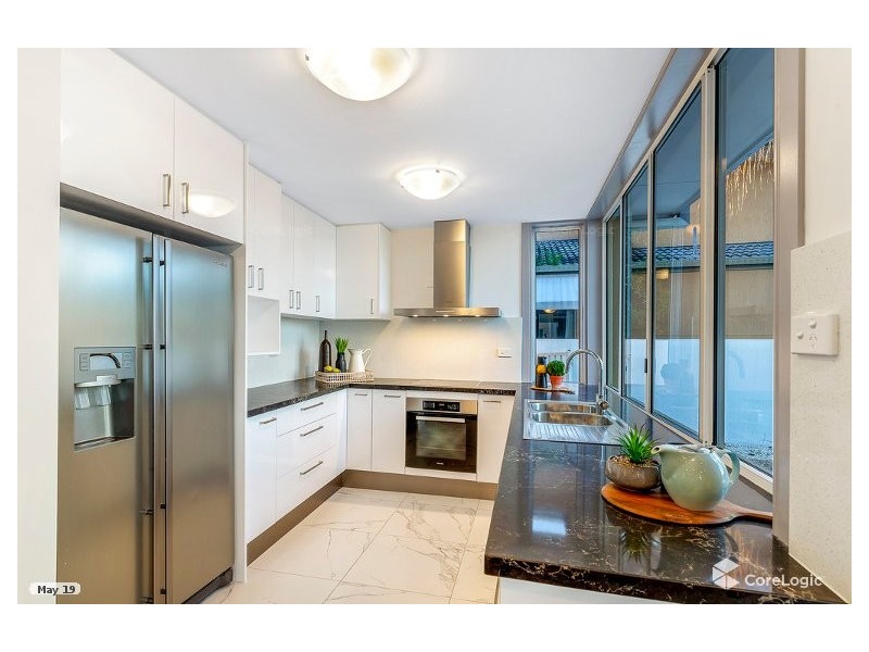 106 Edinburgh Road, Benowa QLD 4217