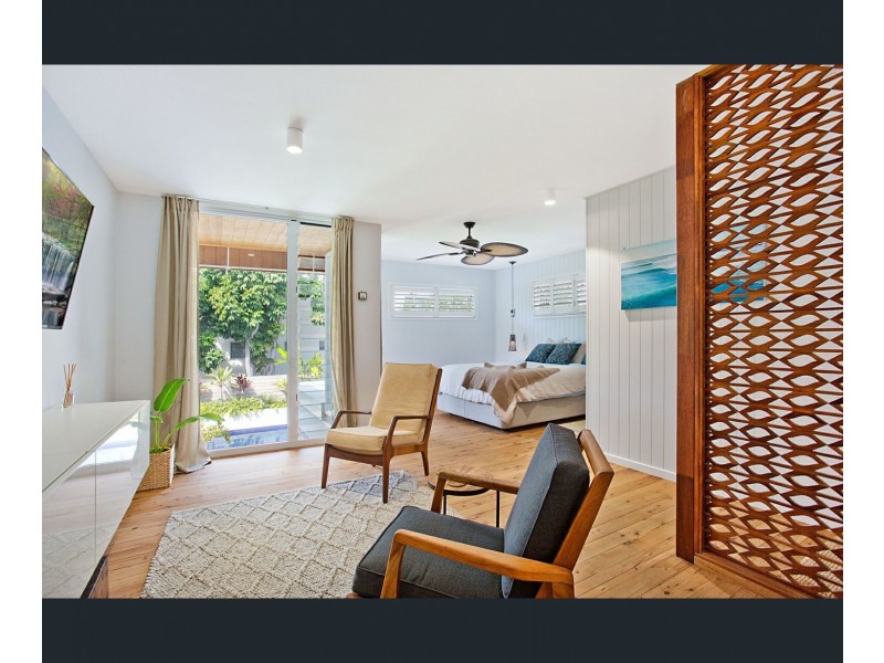 71 Petrel Avenue, Mermaid Beach QLD 4218