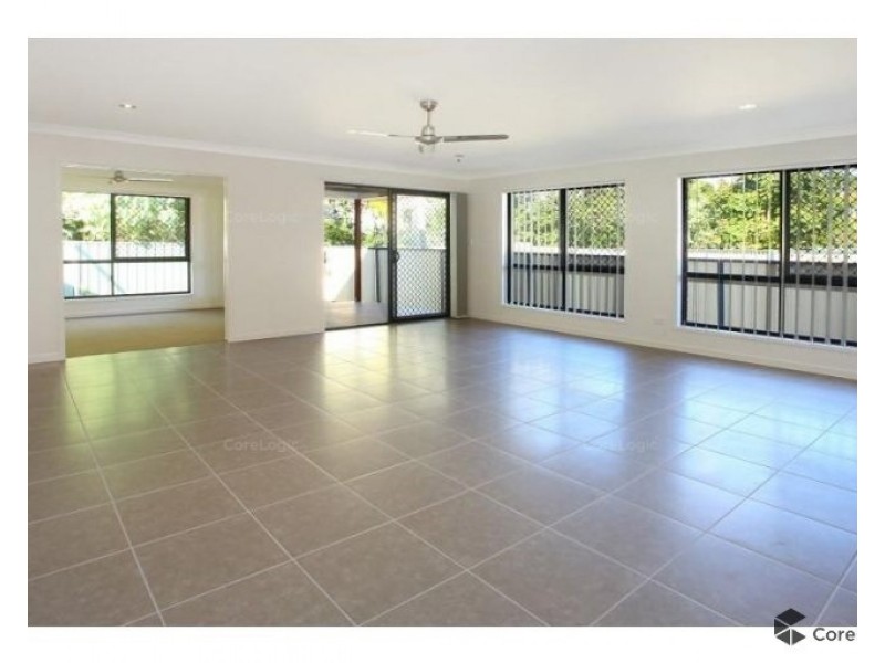 2/13 Hollywell Road, Biggera Waters QLD 4216
