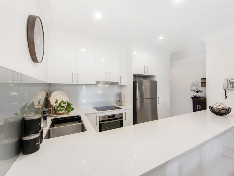 17/501 North Hill Drive, Robina QLD 4226