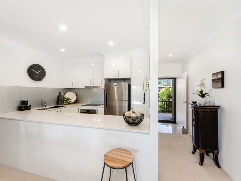 17/501 North Hill Drive, Robina QLD 4226