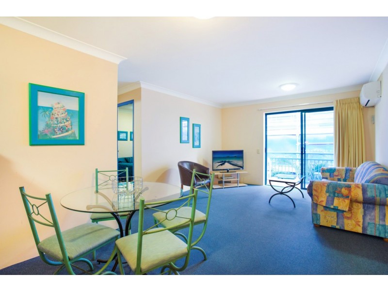 38/11-17 Philip Avenue, Broadbeach QLD 4218