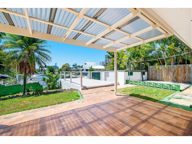 5 Merrimac Boulevard, Broadbeach Waters QLD 4218