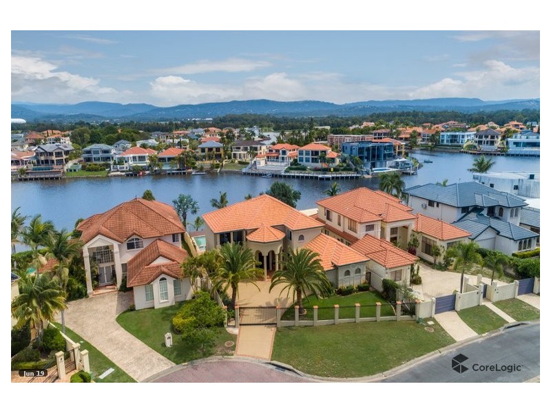68 Bollard Circuit, Clear Island Waters QLD 4226