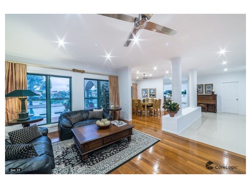 68 Bollard Circuit, Clear Island Waters QLD 4226
