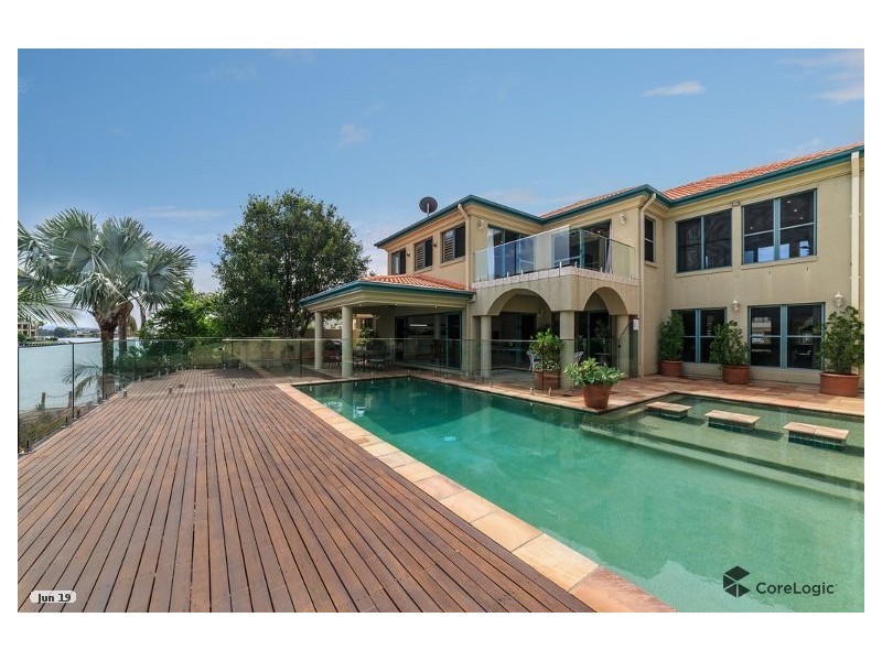 68 Bollard Circuit, Clear Island Waters QLD 4226