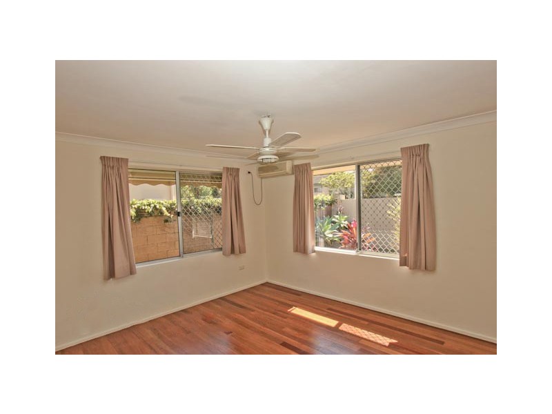 8 Tecoma Street, Southport QLD 4215