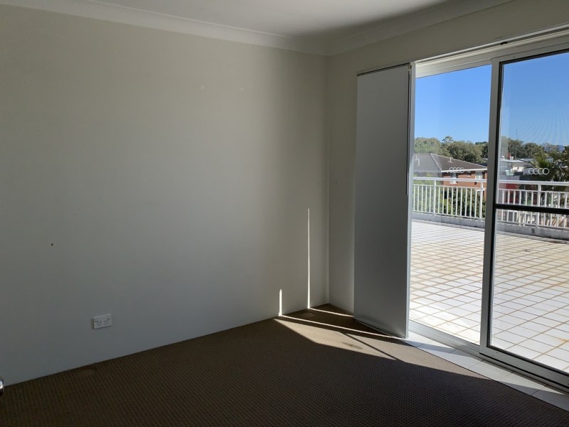 11/30 First Avenue, Broadbeach QLD 4218