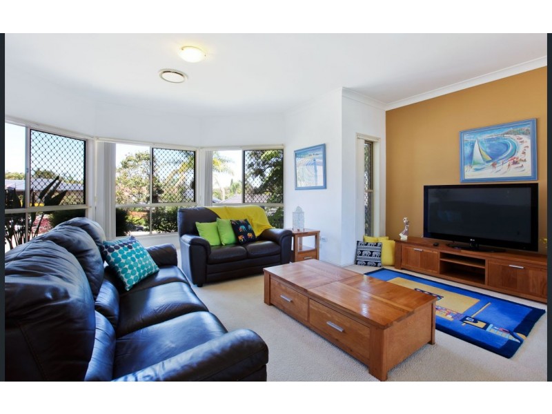 6 Weiskoph Court, Parkwood QLD 4214