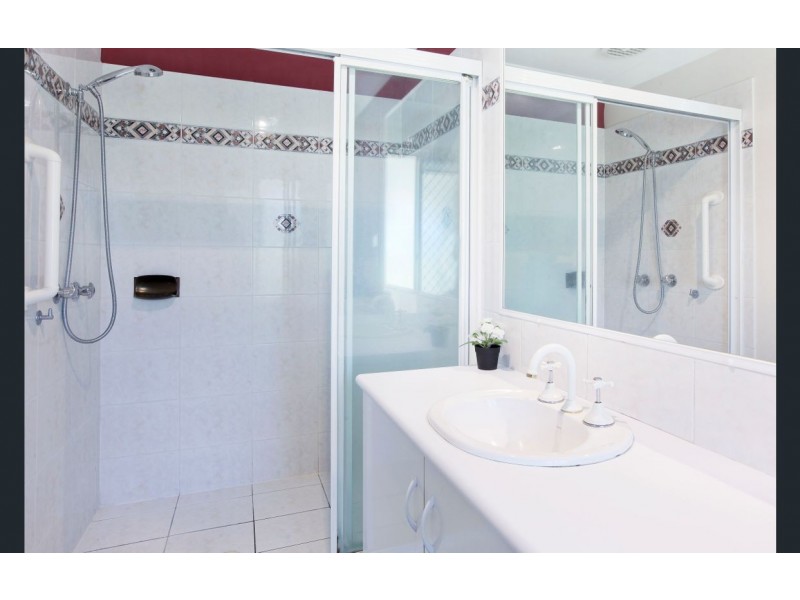 6 Weiskoph Court, Parkwood QLD 4214