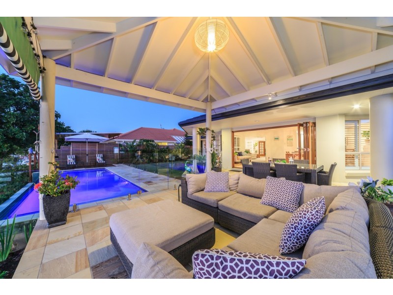 54 Port Jackson Boulevard, Clear Island Waters QLD 4226