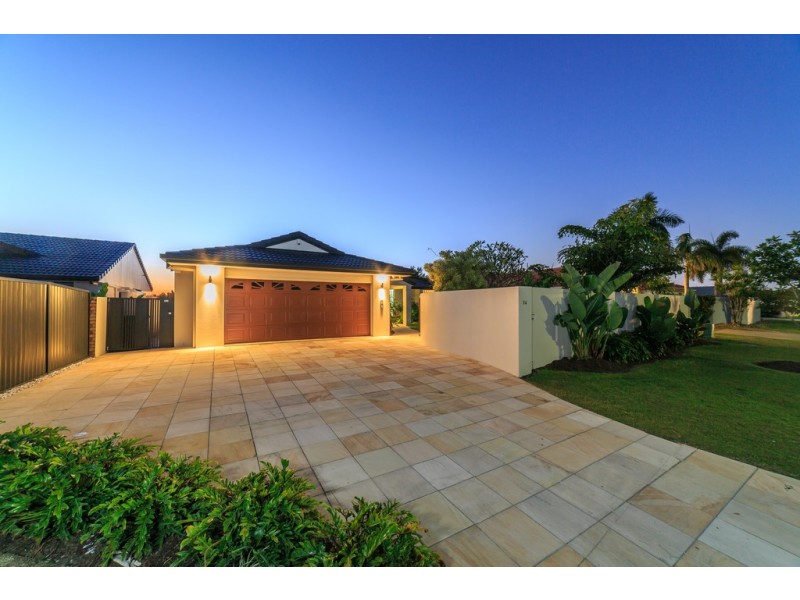54 Port Jackson Boulevard, Clear Island Waters QLD 4226
