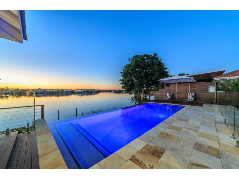54 Port Jackson Boulevard, Clear Island Waters QLD 4226