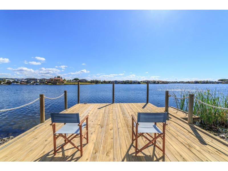 54 Port Jackson Boulevard, Clear Island Waters QLD 4226