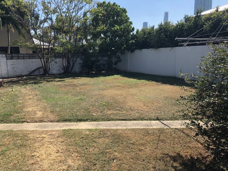 12 Brindisi Avenue, Surfers Paradise QLD 4217