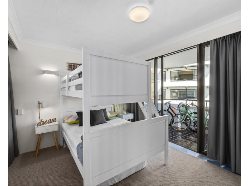 403/8 Albert Avenue, Broadbeach QLD 4218