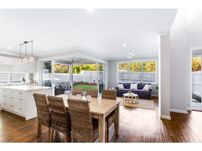 4 Koel Street, Burleigh Heads QLD 4220