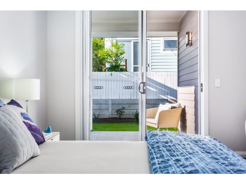 4 Koel Street, Burleigh Heads QLD 4220